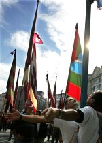 Un desfile de bandera